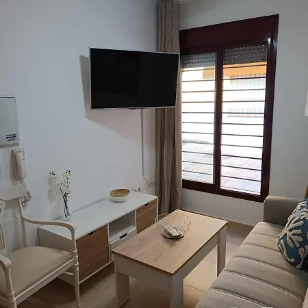 Apartment Amazing & Renovated 2-bedroom Flat In *