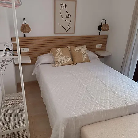 Amazing & Renovated 2-bedroom Flat In Apartment Fuengirola
