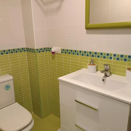 Amazing & Renovated 2-bedroom Flat In